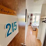 Hotel Kyriad Direct Arpajon