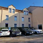 Hotel Kyriad Direct 2*