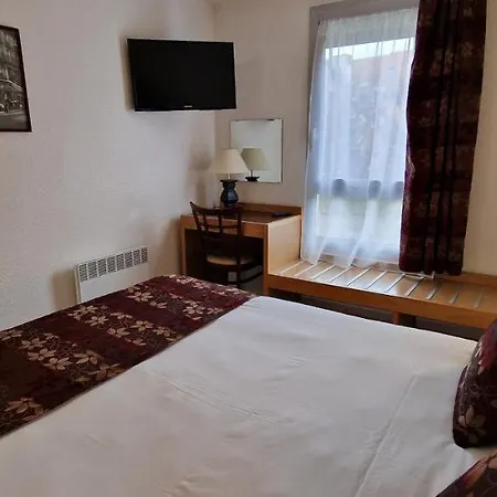 Kyriad Direct Hotel