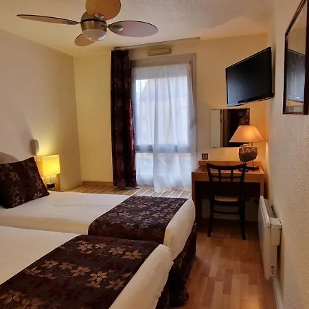 Kyriad Direct Арпажон