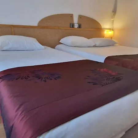Kyriad Direct Hotel