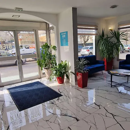 Kyriad Direct Отель 2*