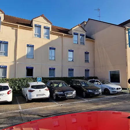 Kyriad Direct Отель