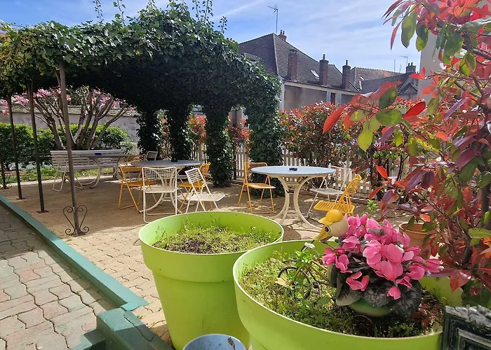 Kyriad Direct Hotel